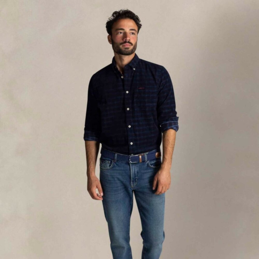 NEW ZEALAND AUCKLAND Navy plaid corduroy shirt | Casual fall | Small